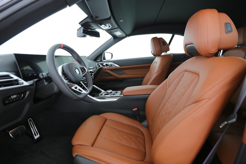 Vehicle image BMW 4 SERIES