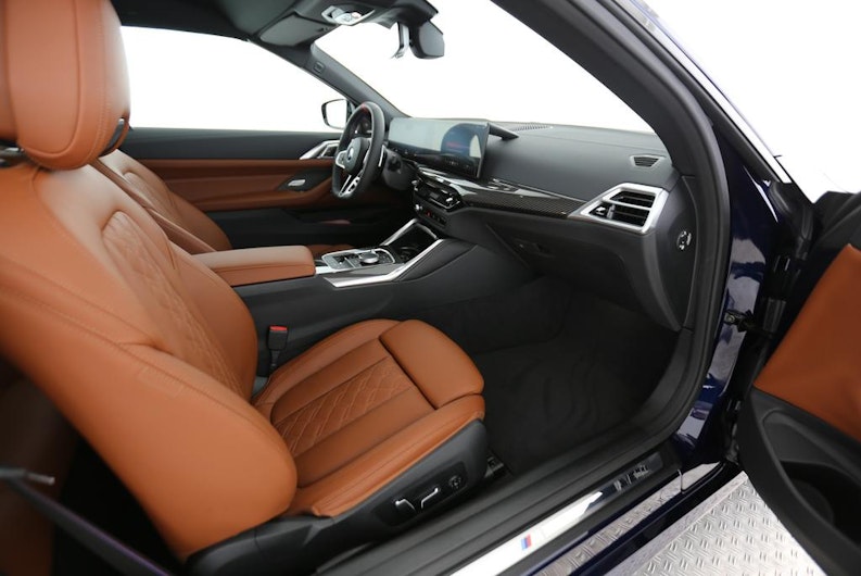Vehicle image BMW 4 SERIES