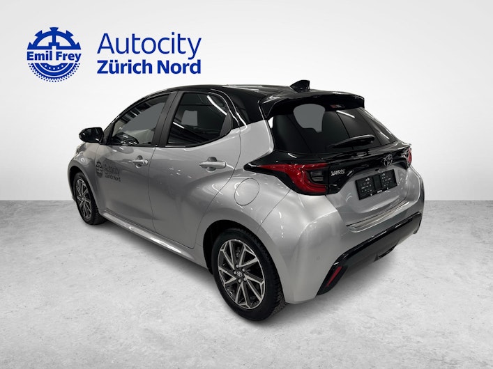 Vehicle image TOYOTA YARIS