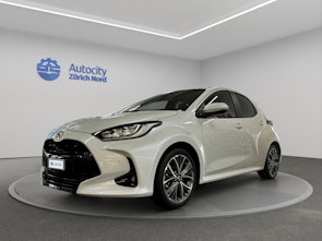 Vehicle image TOYOTA Yaris 1.5 VVT-i HSD Premium