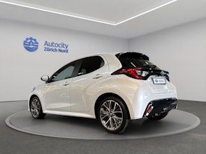 Vehicle image TOYOTA Yaris 1.5 VVT-i HSD Premium