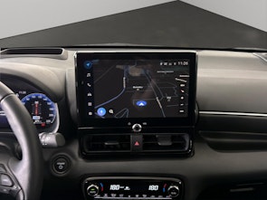 Vehicle image TOYOTA Yaris 1.5 VVT-i HSD Premium