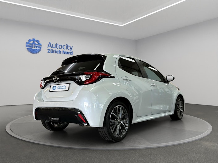 Vehicle image TOYOTA YARIS