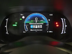 Toyota Yaris 1.5 VVT-i HSD Trend