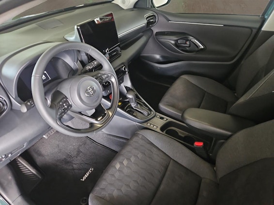 Vehicle image 6 Vehicle image 6