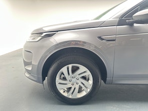 Vehicle image LAND ROVER Discovery Sport 1.5 T 300e R-Dynamic S