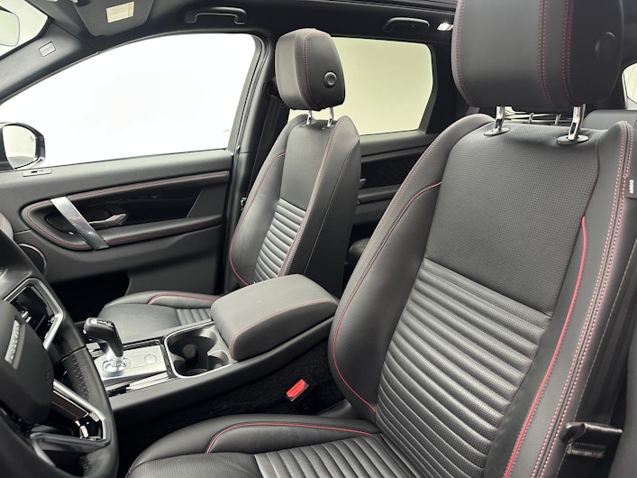Vehicle image LAND ROVER DISCOVERY SPORT