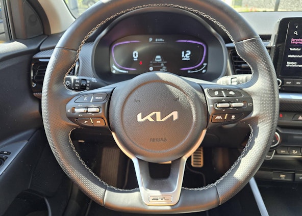 Vehicle image 8 Vehicle image 8