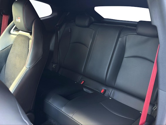 Vehicle image 13 Vehicle image 13