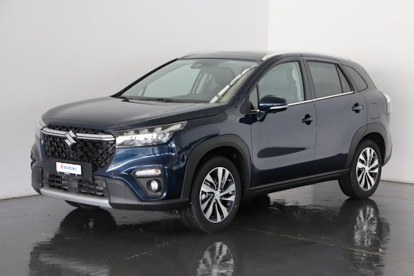 First vehicle image