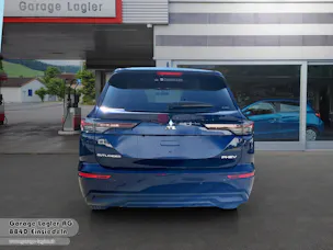 Mitsubishi Outlander 2.4 PHEV Invite 4x4