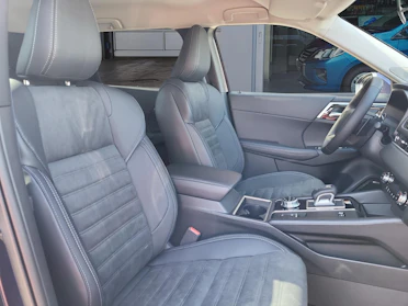 MITSUBISHI OUTLANDER 13