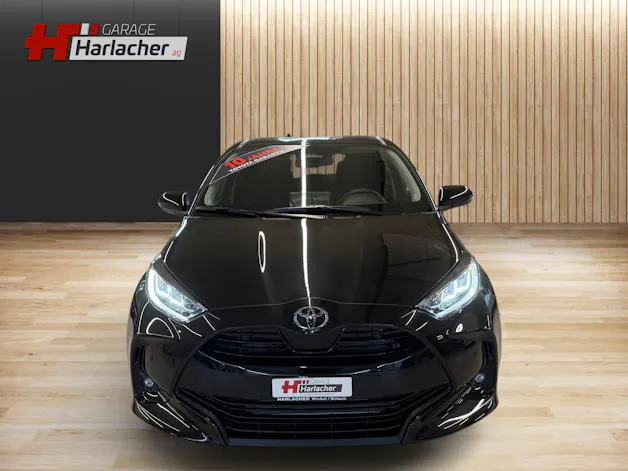 Toyota Yaris 1.5 VVT-i HSD Trend