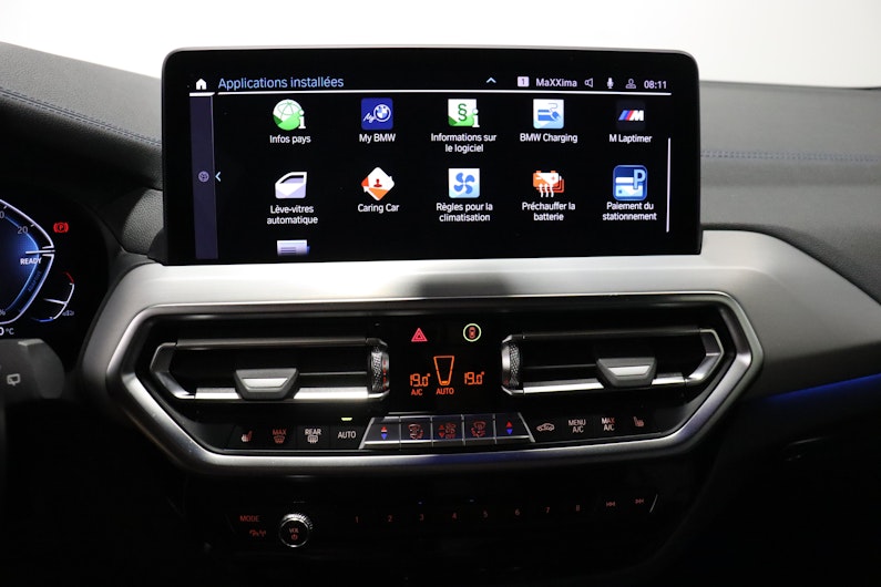 Vehicle image BMW iX3