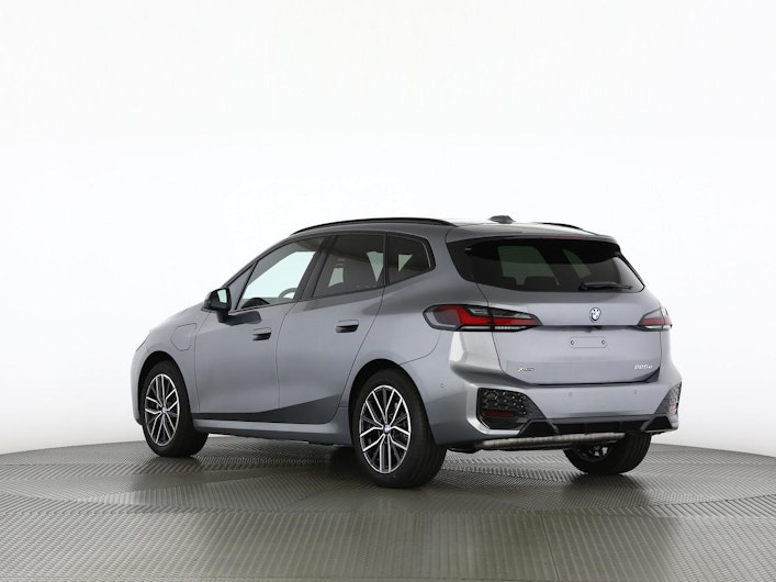 Vehicle image BMW 2 SERIES