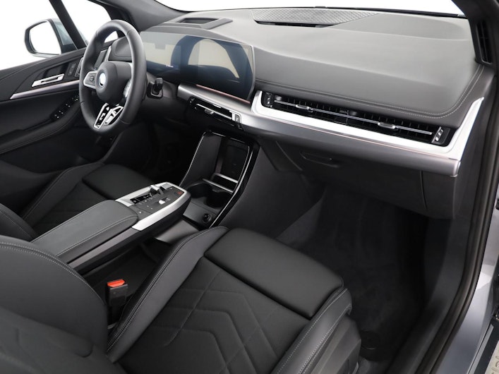 Vehicle image BMW 2 SERIES