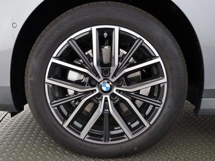 Vehicle image BMW 2 SERIES
