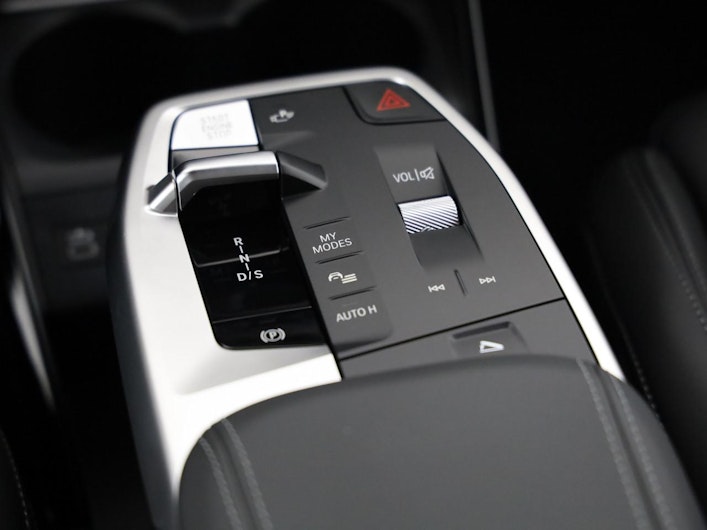 Vehicle image BMW 2 SERIES