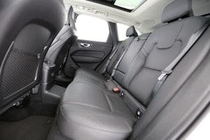 Vehicle image VOLVO XC60 2.0 T6 TE Ultimate Bright eAWD