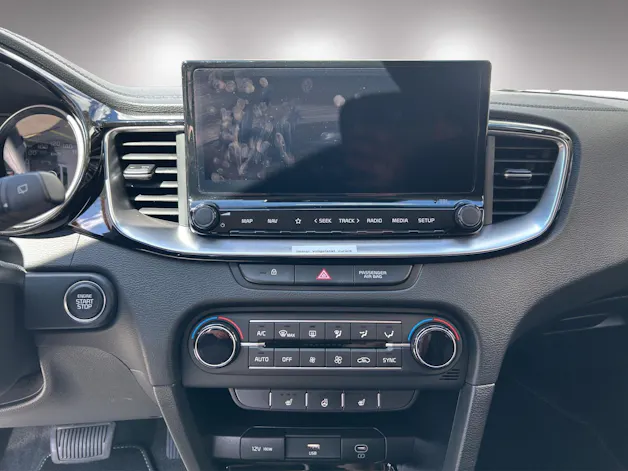 Kia Ceed 1.5 T-GDi MHEV Power