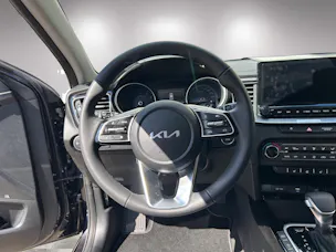 Kia Ceed 1.5 T-GDi MHEV Power