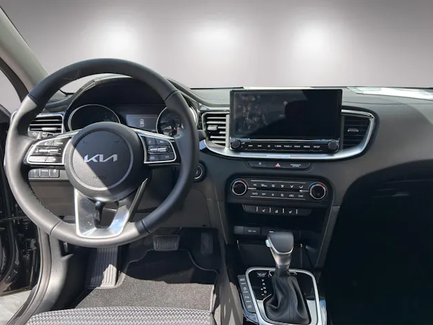 Kia Ceed 1.5 T-GDi MHEV Power