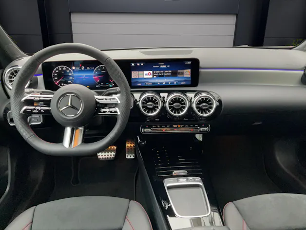 Mercedes-Benz A 200 Night Star AMG Line