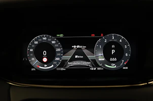 Fahrzeugbild LAND ROVER Range Rover Evoque 1.5 T 270e Dynamic SE