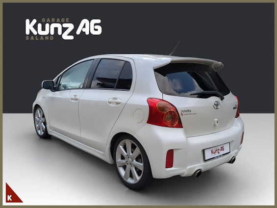 Vehicle image 3 Vehicle image 3