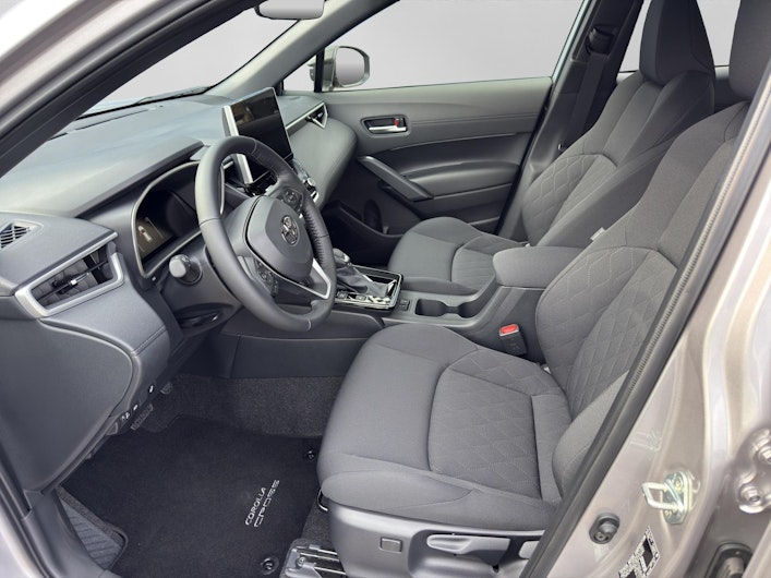 Vehicle image TOYOTA COROLLA CROSS