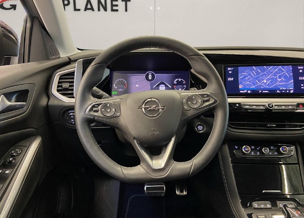 Vehicle image 8 Vehicle image 8