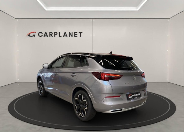 Vehicle image 2 Vehicle image 2