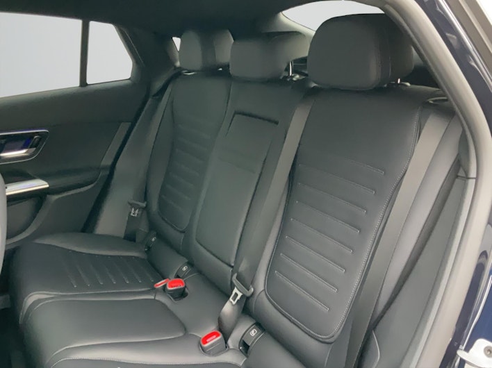 Vehicle image MERCEDES-BENZ GLC 220