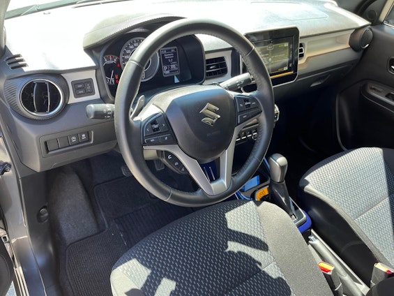 Vehicle image 8