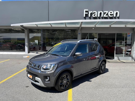 First vehicle image