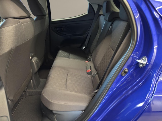 Vehicle image 10 Vehicle image 10