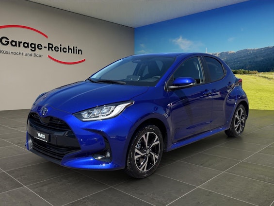 First vehicle image First vehicle image