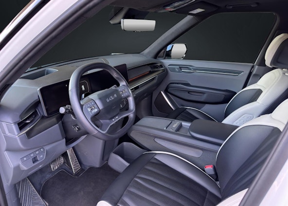 Vehicle image 8 Vehicle image 8