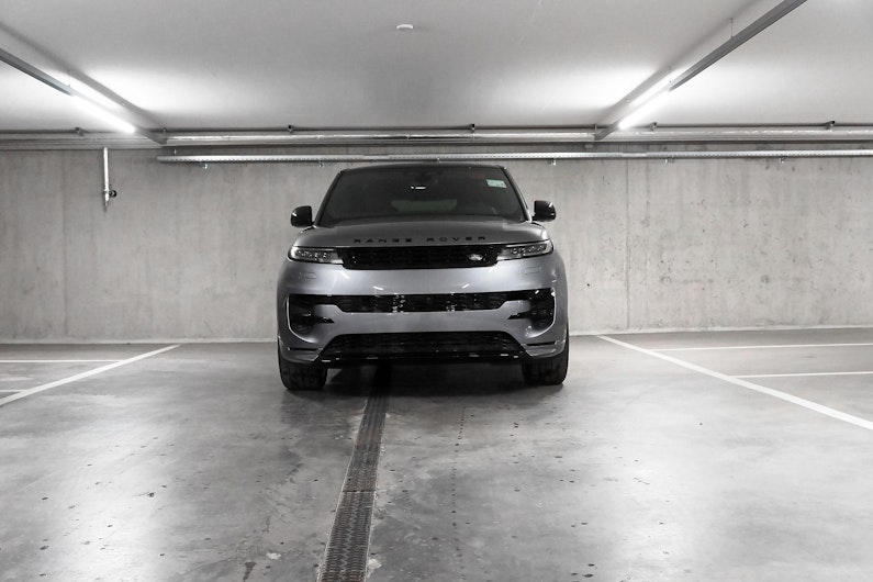 Vehicle image LAND ROVER RANGE ROVER SPORT