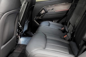 Vehicle image LAND ROVER Range Rover Sport 3.0 I6 P460e SE Dynamic 1.99 % Leasing !