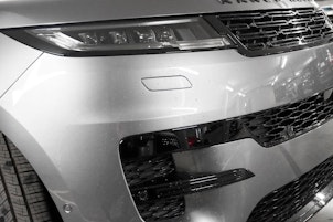 Vehicle image LAND ROVER Range Rover Sport 3.0 I6 P460e SE Dynamic 1.99 % Leasing !