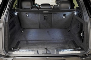 Vehicle image LAND ROVER Range Rover Sport 3.0 I6 P460e SE Dynamic 1.99 % Leasing !