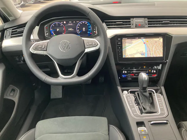 VW Elegance