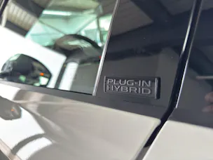 Land Rover Range Rover Evoque 1.5 T 270e Dynamic SE Plug In Hybrid mit AHK