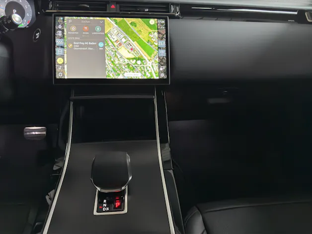 Land Rover Range Rover Velar 2.0 P400e Dynamic SE Plug In Hybrid