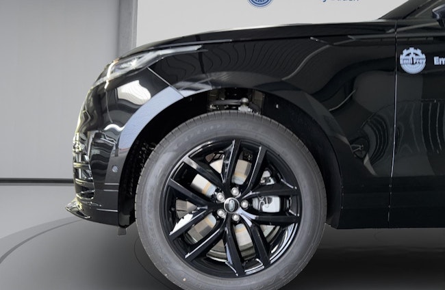 Vehicle image 17 Vehicle image 17