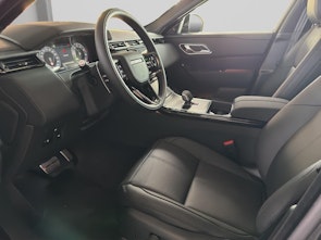 Vehicle image LAND ROVER Range Rover Velar 2.0 P400e Dynamic SE