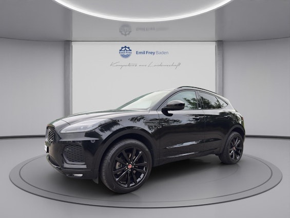 First vehicle image