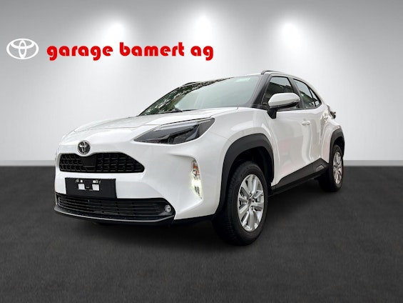 First vehicle image