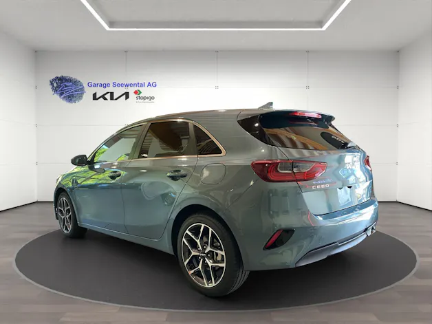Kia Ceed 1.5 T-GDi MHEV Power